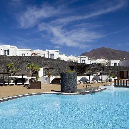 Livvo Coloradamar Apart-hotel Playa Blanca (Lanzarote)